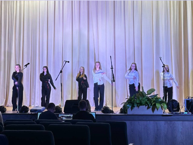 Праздничный концерт в честь 8 марта!