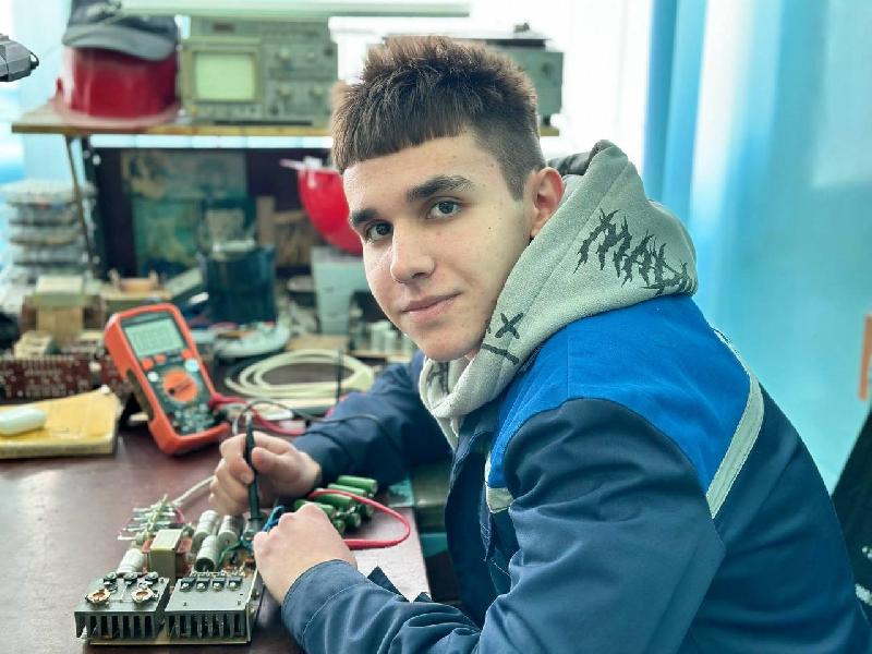 Денис Оковицкий: «Роботы не терпят случайных людей»