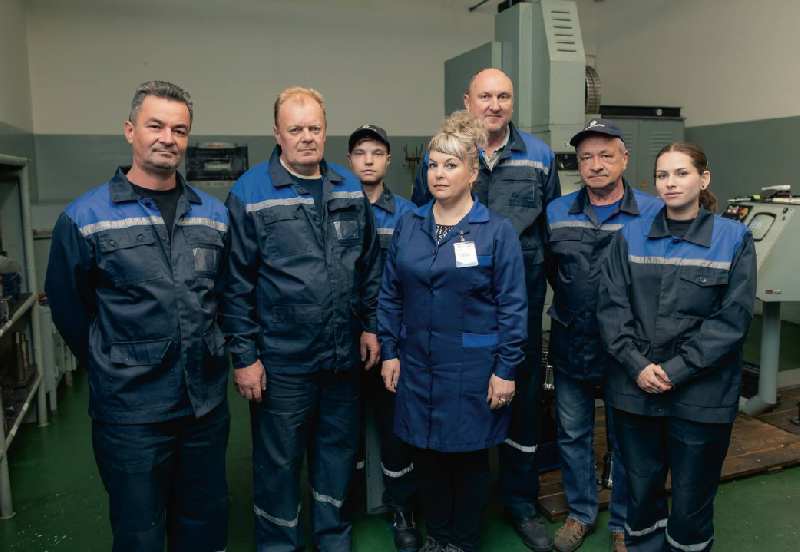 Уважаемые работники участка экспериментальных работ! Поздравляем вас с 30‑летием образования участка!!!